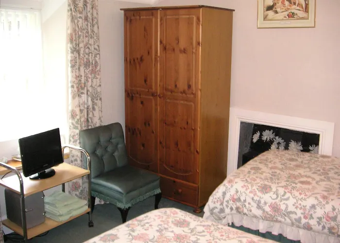 Ty Newydd Guest House
